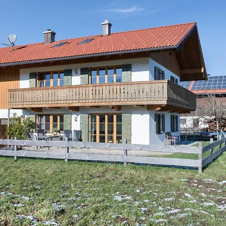 Seeblick Appartement Bad Heilbrunn