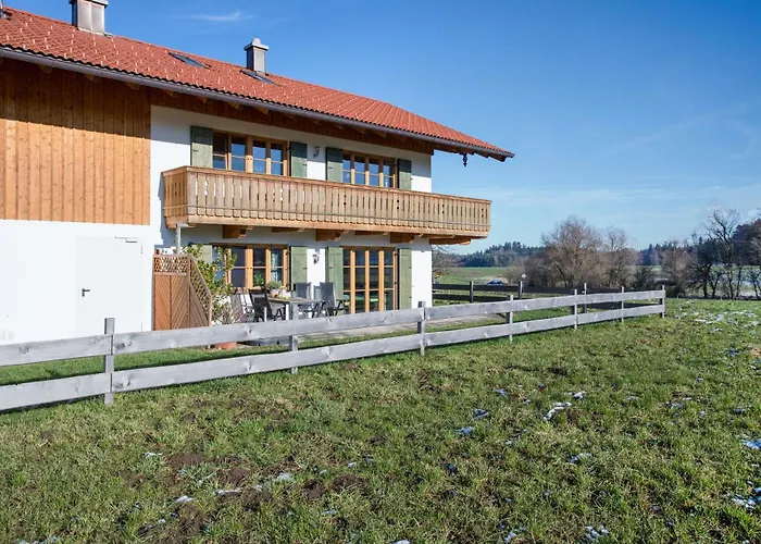 Seeblick Apartment Bad Heilbrunn